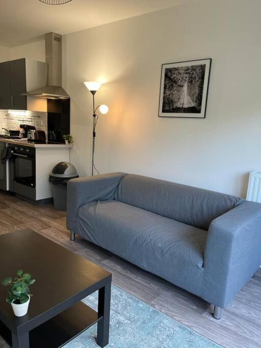 Appartement F2 De Haut Standing En Hypercentre Avec Jardin Prive A 270 M De La Gare De Mantes ! Εξωτερικό φωτογραφία