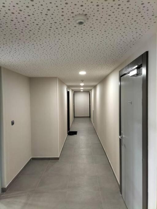 Appartement F2 De Haut Standing En Hypercentre Avec Jardin Prive A 270 M De La Gare De Mantes ! Εξωτερικό φωτογραφία