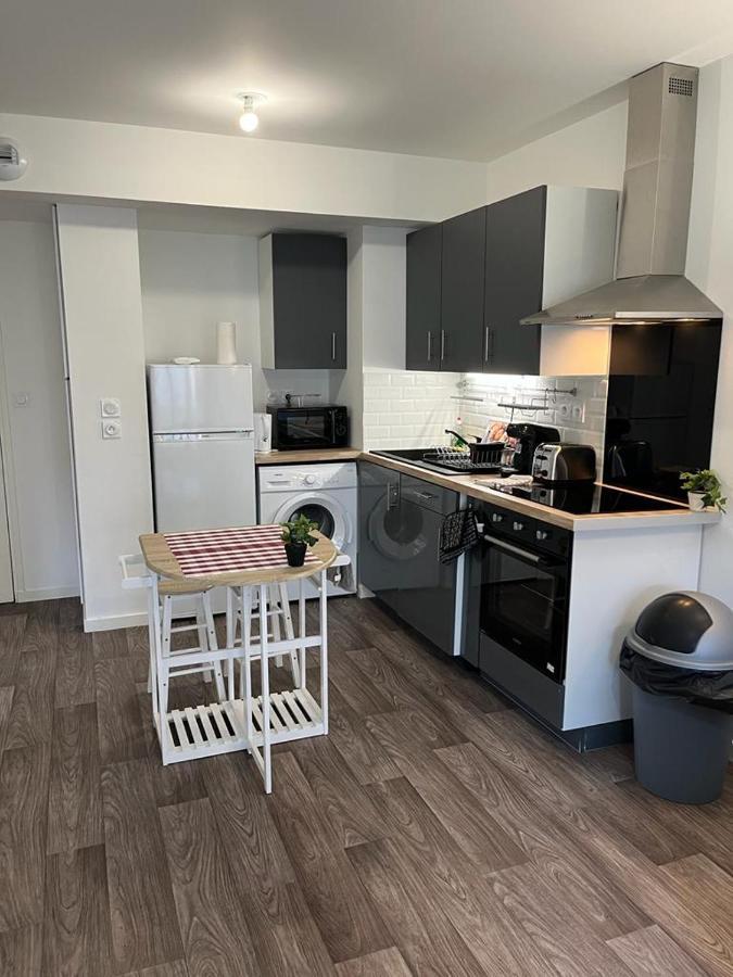 Appartement F2 De Haut Standing En Hypercentre Avec Jardin Prive A 270 M De La Gare De Mantes ! Εξωτερικό φωτογραφία